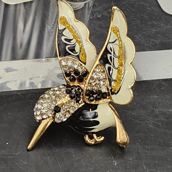 Betsey Johnson Hummingbird Pin Brooch Black White Gold Enamel Rhinestones NOS - Picture 3 of 6